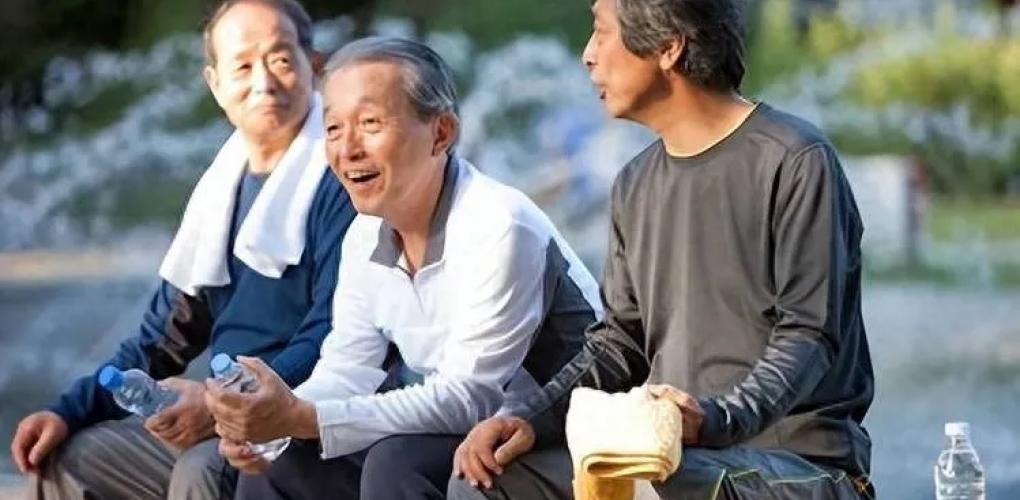 醫(yī)生：凡是能獲得高壽的老人，大多不愛(ài)吃4物，看看有你愛(ài)吃的嗎