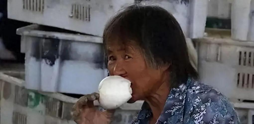 研究發(fā)現(xiàn)：若每天早餐都是饅頭，不出半年，身體或出現(xiàn)這4變化