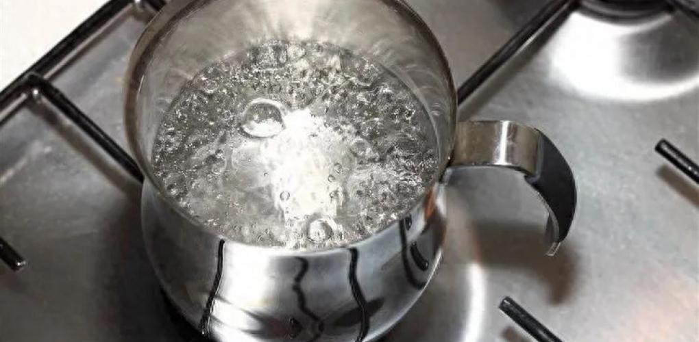 只喝燒開的自來水，不碰桶裝水礦泉水，最后結(jié)果如何？早知早受益