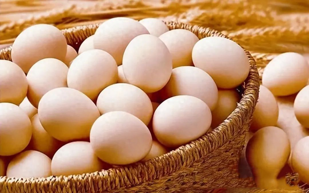 多吃雞蛋對“腎臟”不好？提醒：若不想腎結(jié)節(jié)，平時多吃4種食物