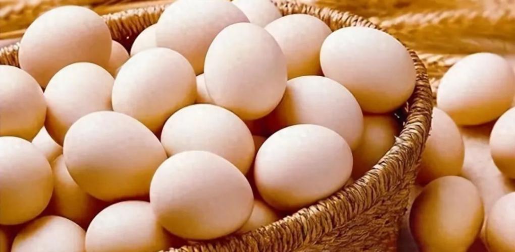 多吃雞蛋對“腎臟”不好？提醒：若不想腎結(jié)節(jié)，平時(shí)多吃4種食物