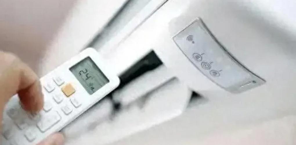 66歲大爺吹空調(diào)后猝死，醫(yī)生無奈：老人夏季多留心，別犯4個錯誤