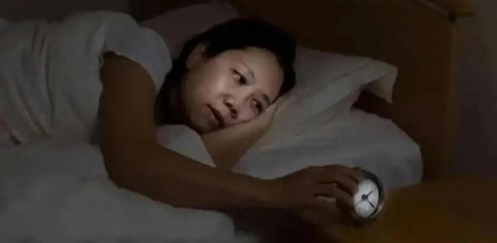 半夜 “容易醒”的人，八成是身體這2處堵住了！醫(yī)生：趁早就醫(yī)！