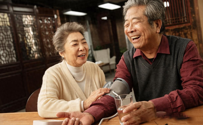 醫(yī)生發(fā)現(xiàn)：能活到80歲的高血壓患者，大多在55歲，就不做這幾事了