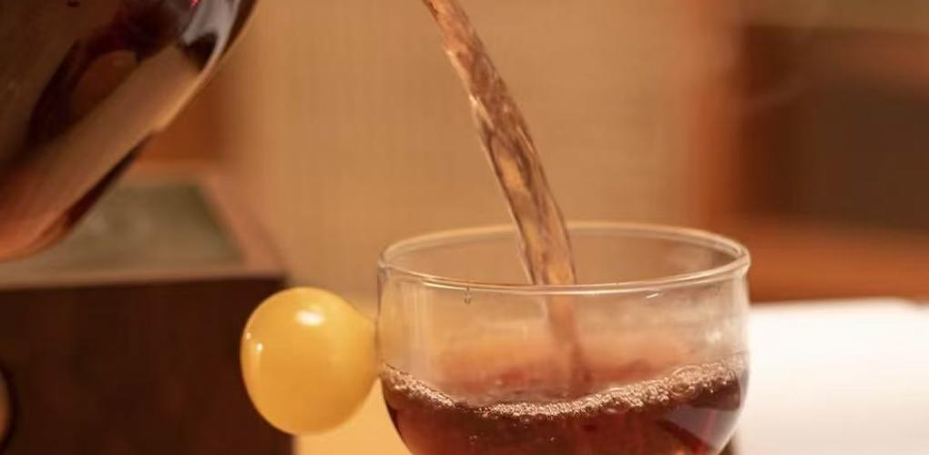 夏日茶語：杯盞之間的清涼哲學(xué)