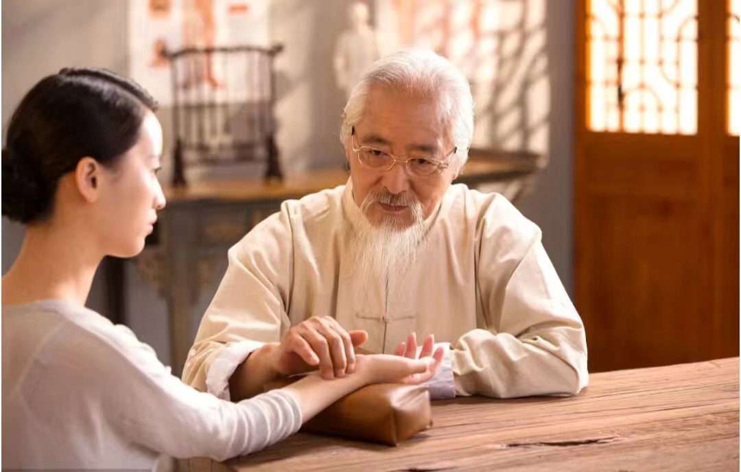 中醫(yī)視角下的鼻竇炎：認(rèn)識(shí)與應(yīng)對(duì)