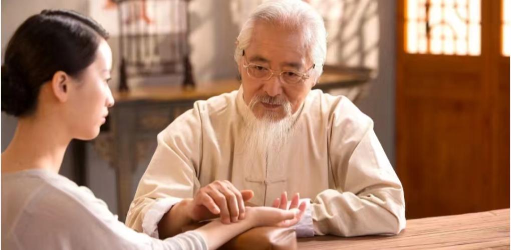 中醫(yī)視角下的鼻竇炎：認(rèn)識(shí)與應(yīng)對(duì)