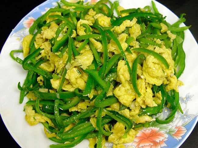 三伏天，建議大家少吃冰的，常吃4菜，潤腸
